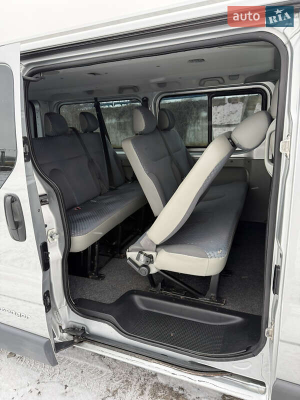 Минивэн Renault Trafic 2008 в Миргороде