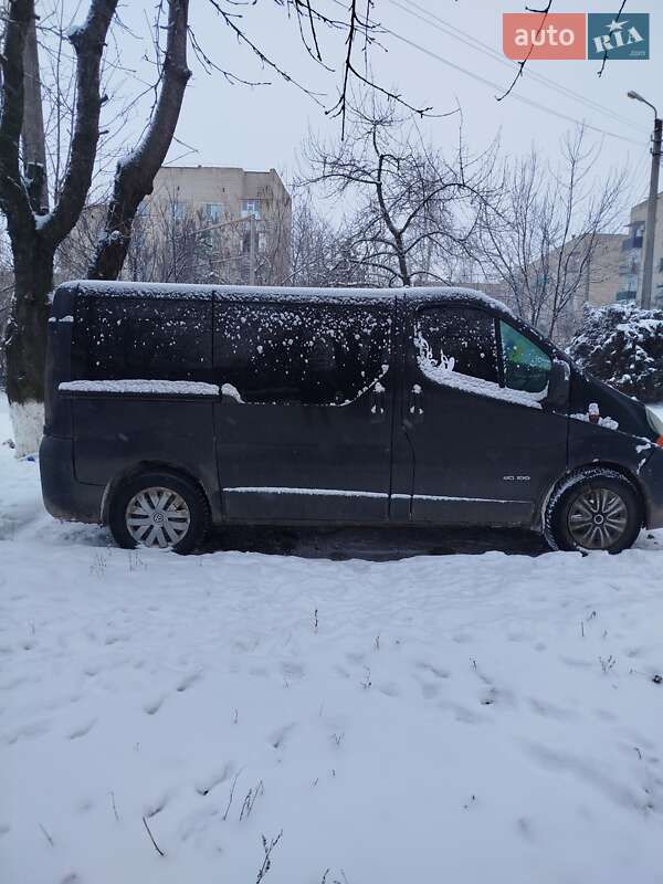 Минивэн Renault Trafic 2001 в Городковке