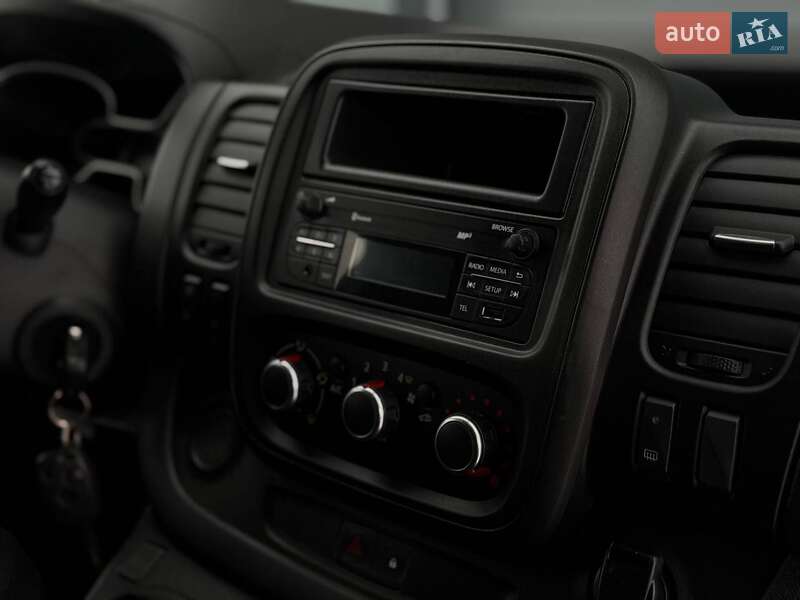 Минивэн Renault Trafic 2021 в Дубно