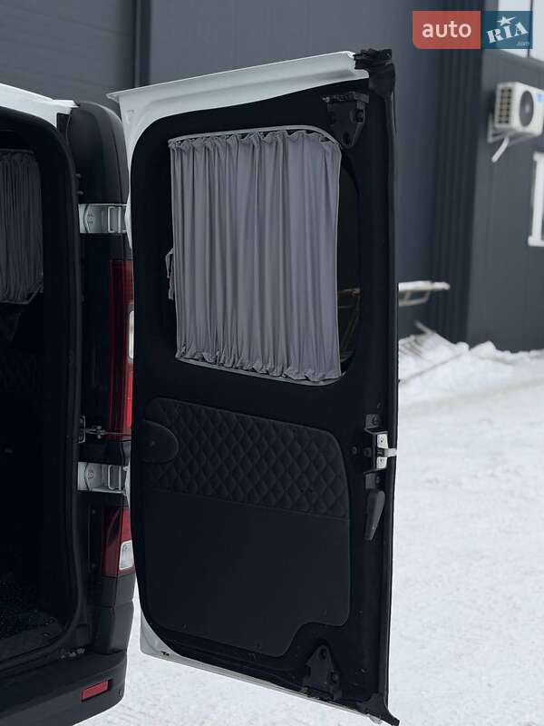 Минивэн Renault Trafic 2021 в Дубно