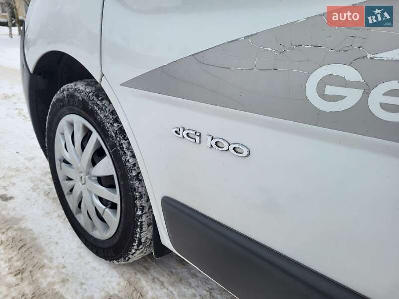 Минивэн Renault Trafic 2006 в Хмельницком