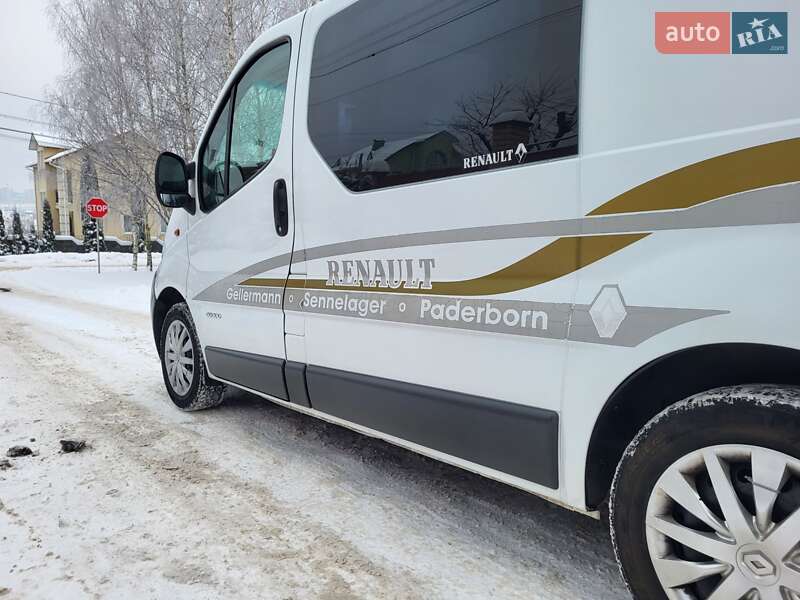 Минивэн Renault Trafic 2006 в Хмельницком