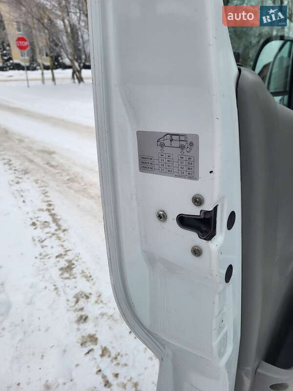 Минивэн Renault Trafic 2006 в Хмельницком