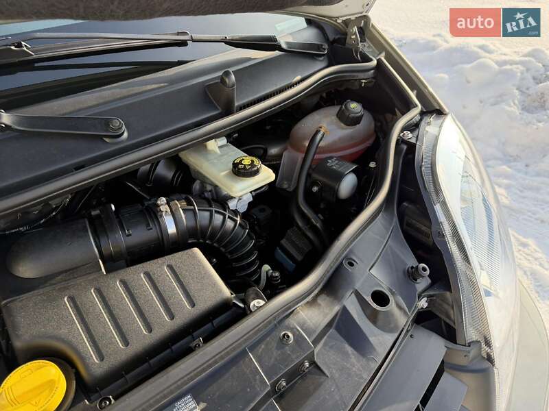 Минивэн Renault Trafic 2012 в Виннице