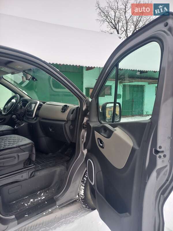 Минивэн Renault Trafic 2015 в Рава-Русской фото 31 Минивэн Renault Trafic 2015 в Рава-Русской