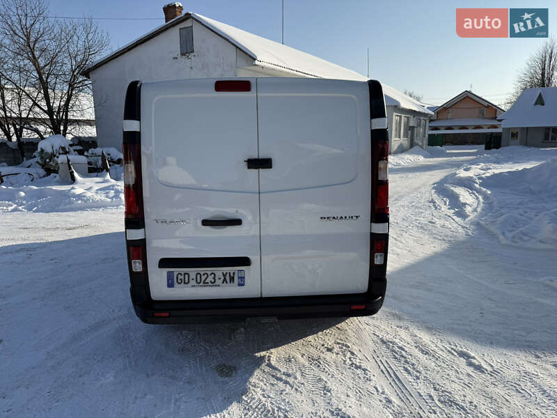 Грузопассажирский фургон Renault Trafic 2021 в Дубно