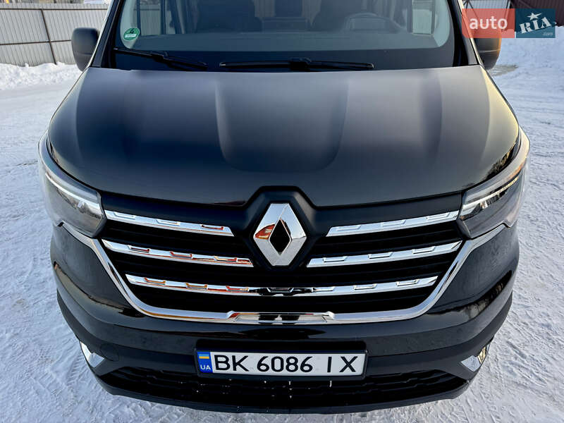 Минивэн Renault Trafic 2022 в Дубно