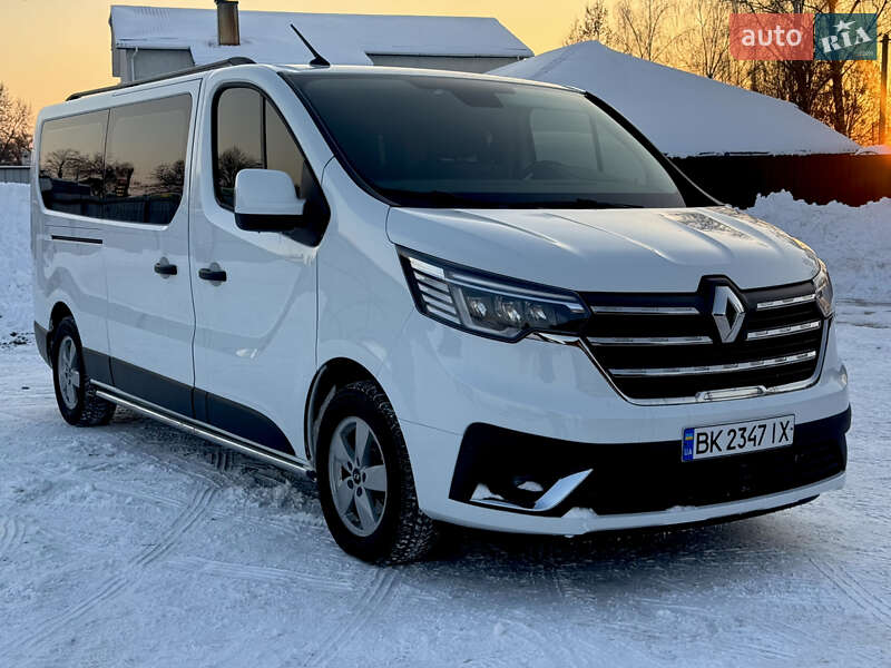 Минивэн Renault Trafic 2022 в Дубно