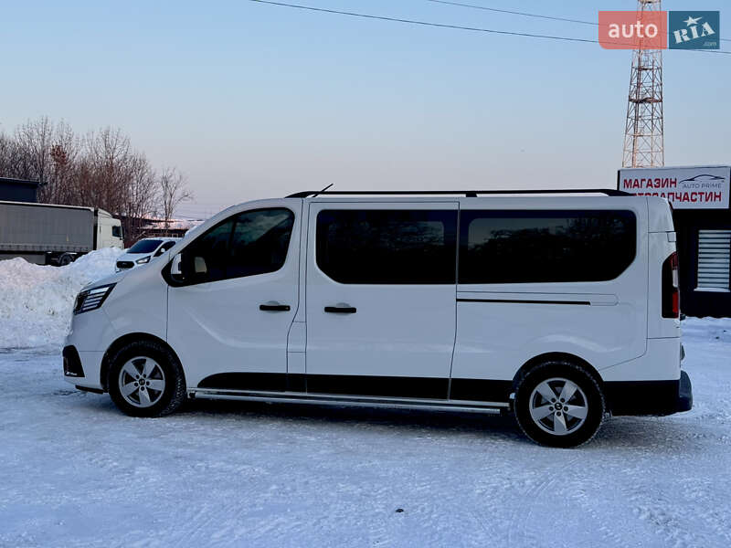 Минивэн Renault Trafic 2022 в Дубно