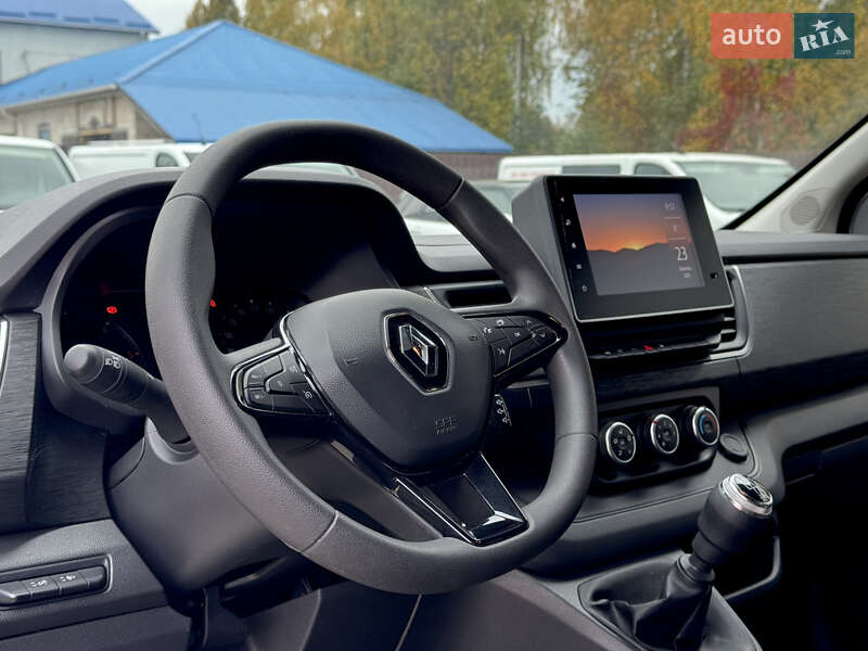 Минивэн Renault Trafic 2022 в Дубно