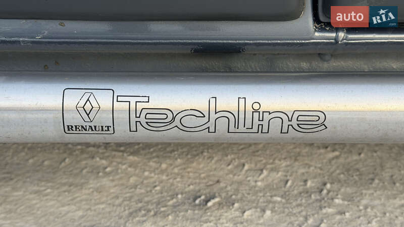 Грузопассажирский фургон Renault Trafic 2014 в Ровно фото 18 Грузопассажирский фургон Renault Trafic 2014 в Ровно