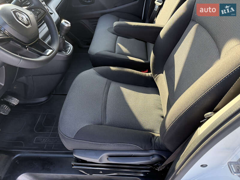 Грузовой фургон Renault Trafic 2023 в Виннице