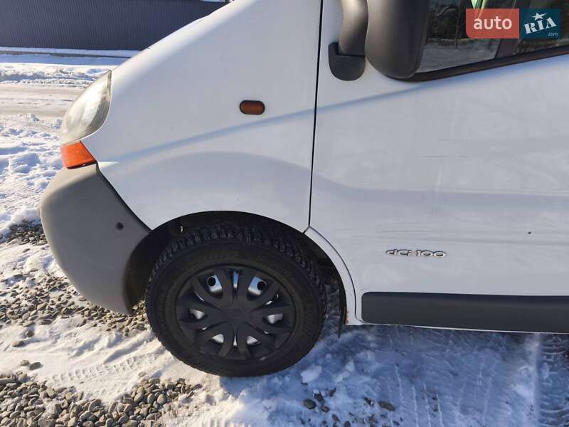 Минивэн Renault Trafic 2003 в Калуше