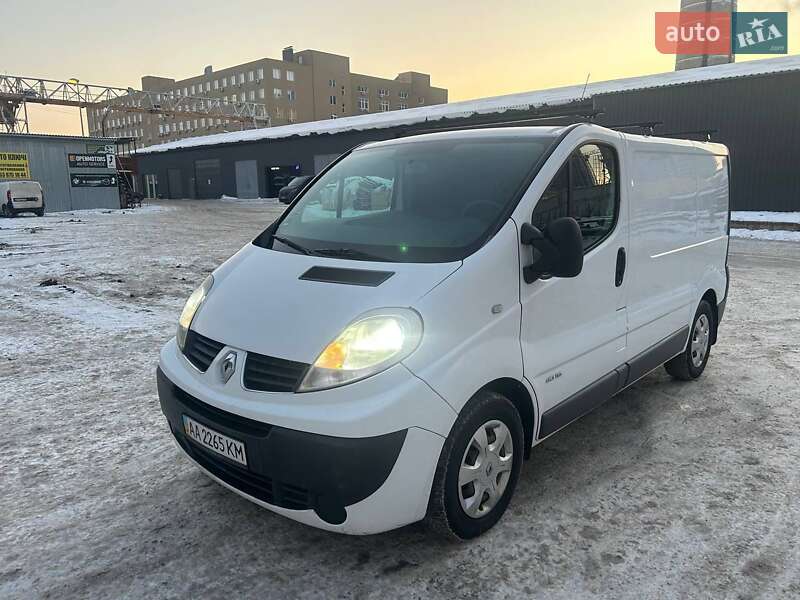 Микроавтобус грузовой (до 3,5т) Renault Trafic 2011 в Киеве