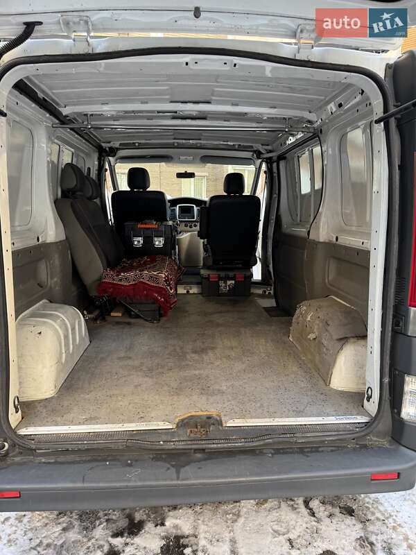 Микроавтобус грузовой (до 3,5т) Renault Trafic 2011 в Киеве