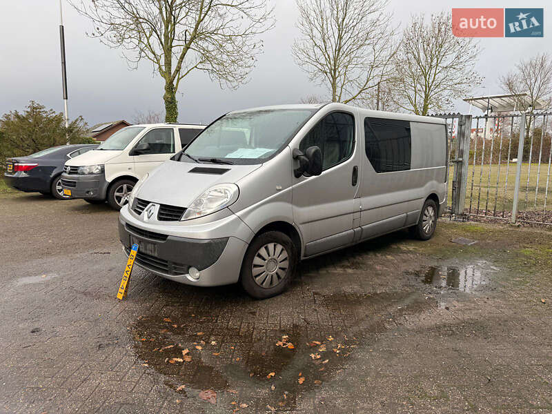 Renault Trafic 2012 Renault Trafic 2012
