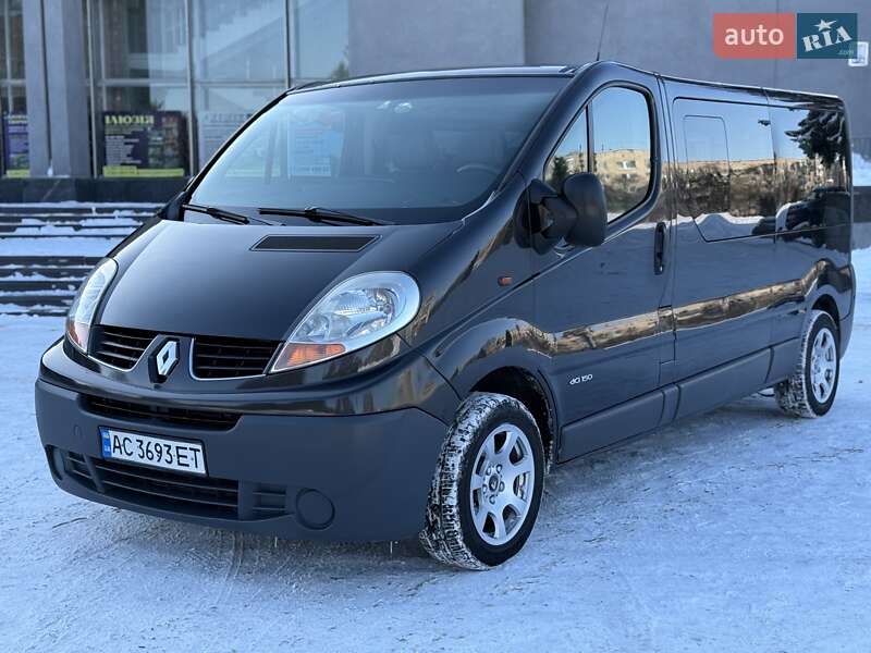 Минивэн Renault Trafic 2007 в Ровно