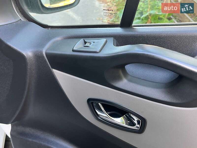 Грузовой фургон Renault Trafic 2018 в Киеве