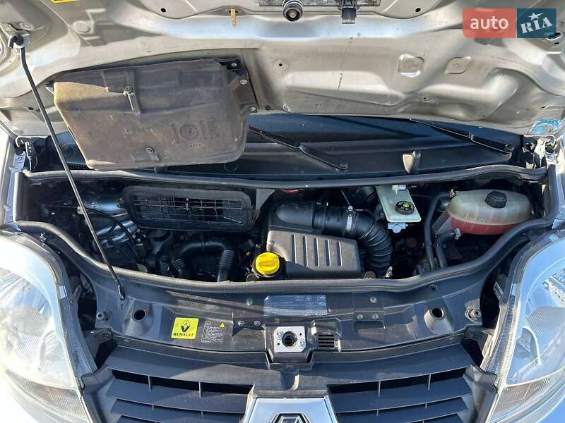 Минивэн Renault Trafic 2008 в Житомире фото 21 Минивэн Renault Trafic 2008 в Житомире