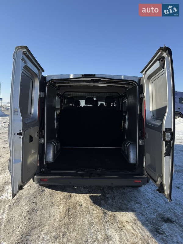 Минивэн Renault Trafic 2012 в Радивилове фото 31 Минивэн Renault Trafic 2012 в Радивилове