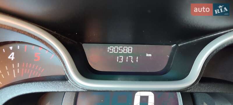 Минивэн Renault Trafic 2017 в Луцке фото 8 Минивэн Renault Trafic 2017 в Луцке