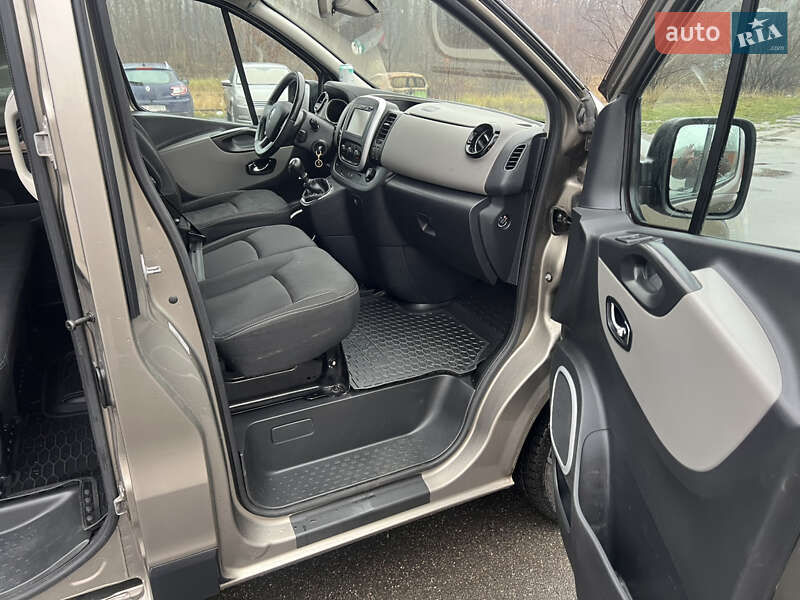 Мінівен Renault Trafic 2015 в Києві фото 20 Мінівен Renault Trafic 2015 в Києві