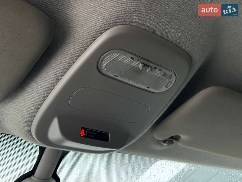 Грузопассажирский фургон Renault Trafic 2018 в Ровно фото 14 Грузопассажирский фургон Renault Trafic 2018 в Ровно