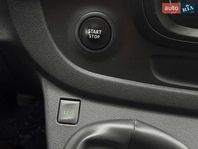 Грузопассажирский фургон Renault Trafic 2018 в Ровно фото 19 Грузопассажирский фургон Renault Trafic 2018 в Ровно