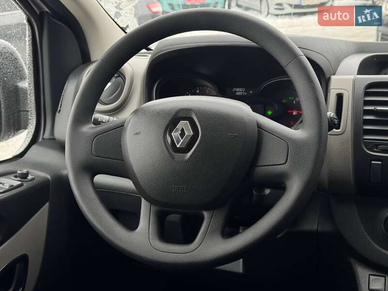 Грузопассажирский фургон Renault Trafic 2018 в Ровно фото 36 Грузопассажирский фургон Renault Trafic 2018 в Ровно