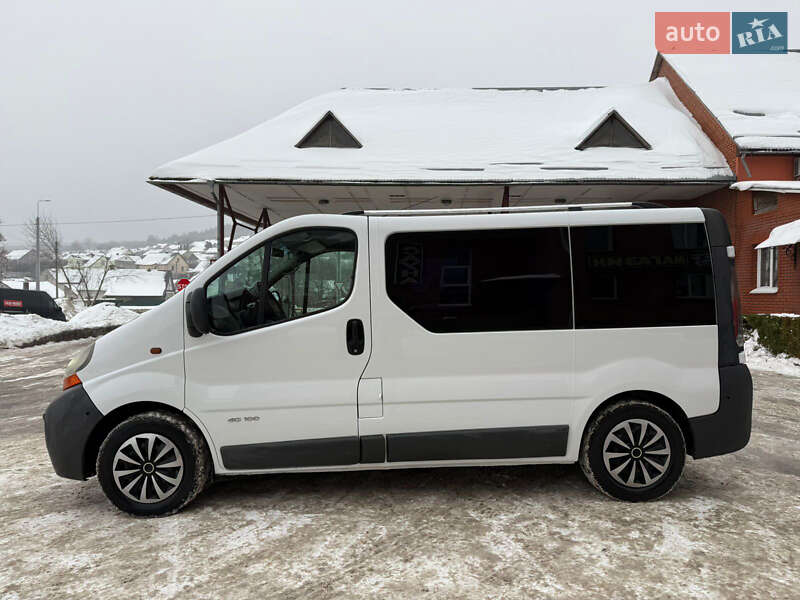 Минивэн Renault Trafic 2004 в Кременце