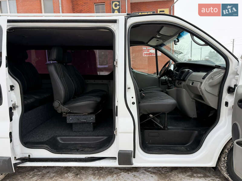 Минивэн Renault Trafic 2004 в Кременце