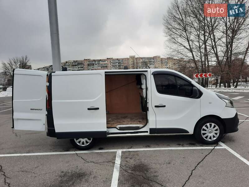 Грузовой фургон Renault Trafic 2016 в Киеве фото 14 Грузовой фургон Renault Trafic 2016 в Киеве