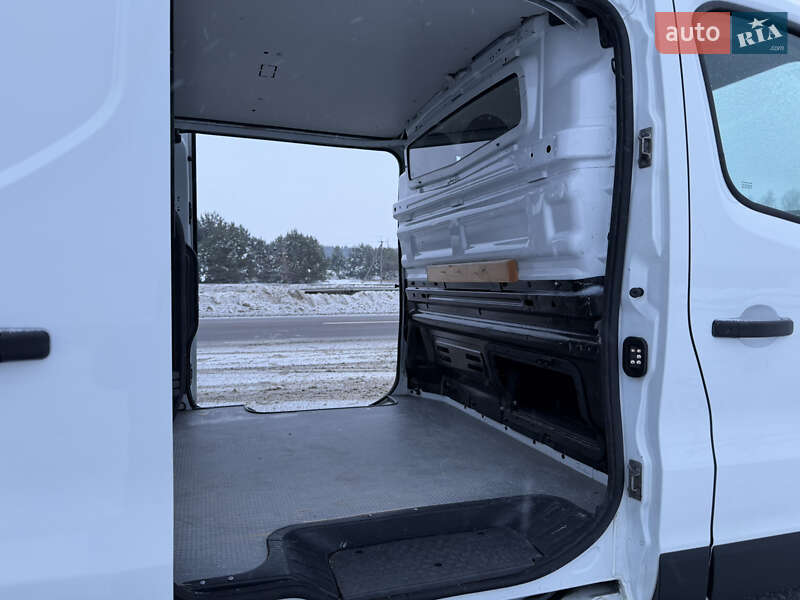 Грузовой фургон Renault Trafic 2016 в Радивилове фото 23 Грузовой фургон Renault Trafic 2016 в Радивилове