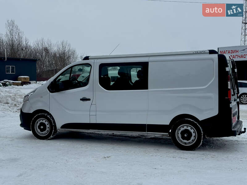 Грузопассажирский фургон Renault Trafic 2020 в Дубно