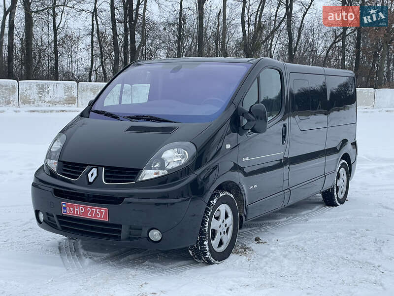 Мінівен Renault Trafic 2012 в Луцьку фото Мінівен Renault Trafic 2012 в Луцьку