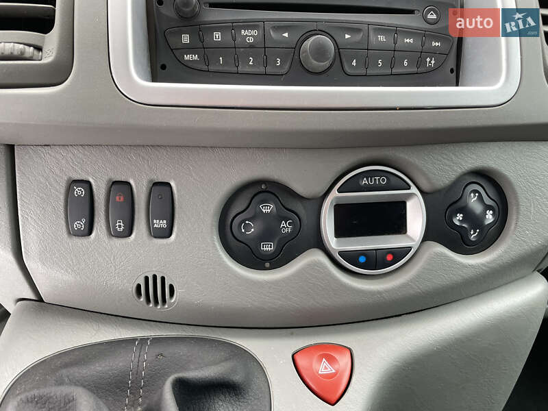 Мінівен Renault Trafic 2012 в Луцьку фото 43 Мінівен Renault Trafic 2012 в Луцьку