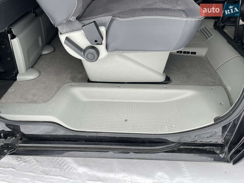 Мінівен Renault Trafic 2012 в Луцьку фото 54 Мінівен Renault Trafic 2012 в Луцьку