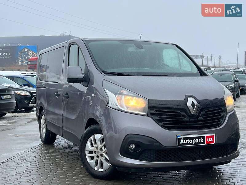 Мінівен Renault Trafic 2015 в Львові