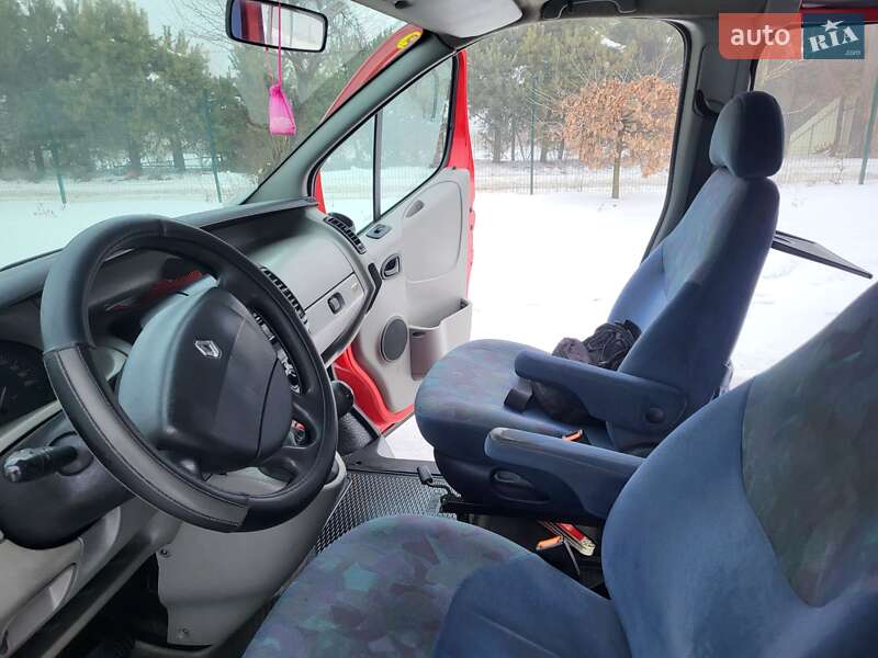 Минивэн Renault Trafic 2005 в Хмельницком
