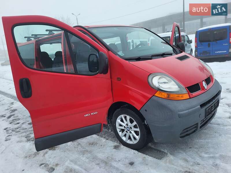 Минивэн Renault Trafic 2005 в Хмельницком
