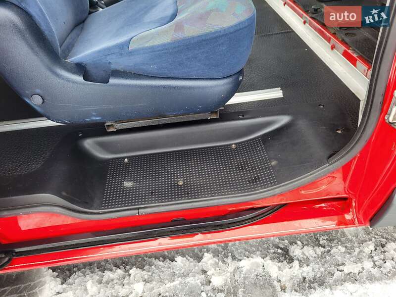 Минивэн Renault Trafic 2005 в Хмельницком