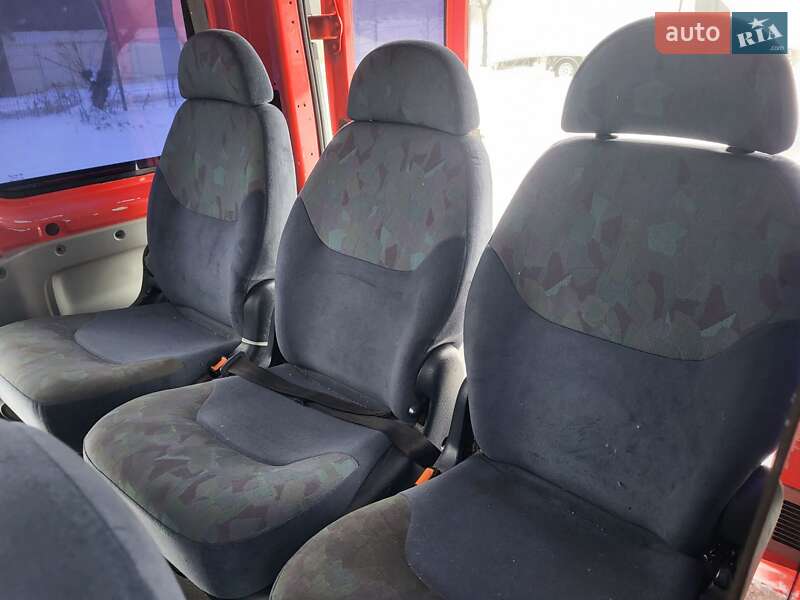 Минивэн Renault Trafic 2005 в Хмельницком