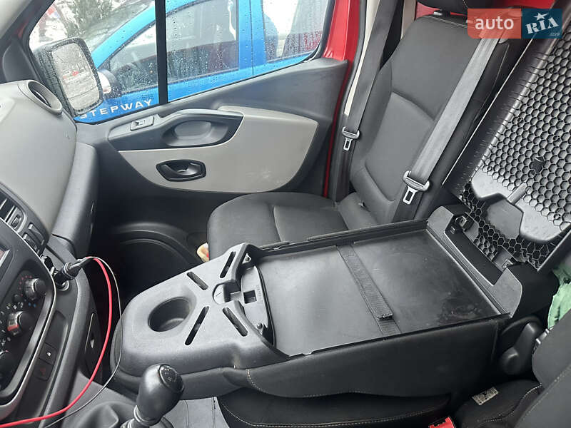 Грузовой фургон Renault Trafic 2018 в Полтаве фото 18 Грузовой фургон Renault Trafic 2018 в Полтаве