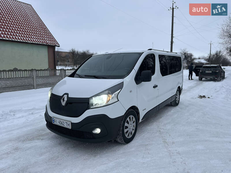 Мінівен Renault Trafic 2015 в Житомирі