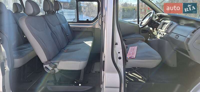 Мінівен Renault Trafic 2009 в Луцьку