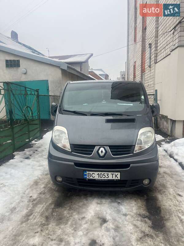 Renault Trafic 2012