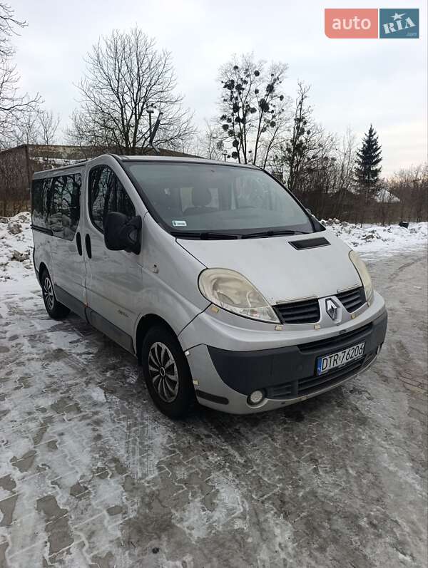 Мінівен Renault Trafic 2007 в Стрию фото 2 Мінівен Renault Trafic 2007 в Стрию