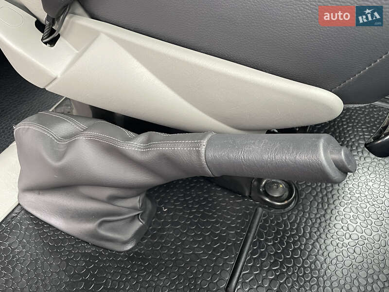 Минивэн Renault Trafic 2012 в Луцке