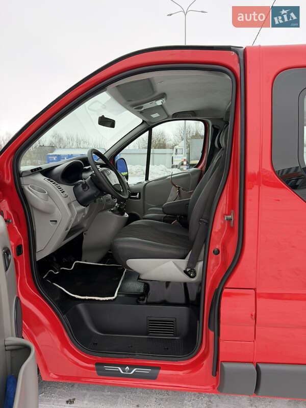 Мінівен Renault Trafic 2013 в Дубні