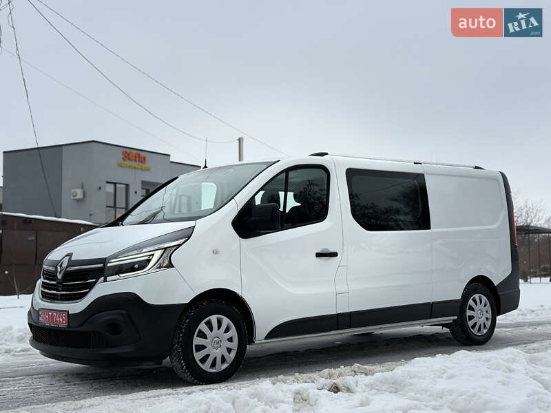 Мінівен Renault Trafic 2021 в Рівному